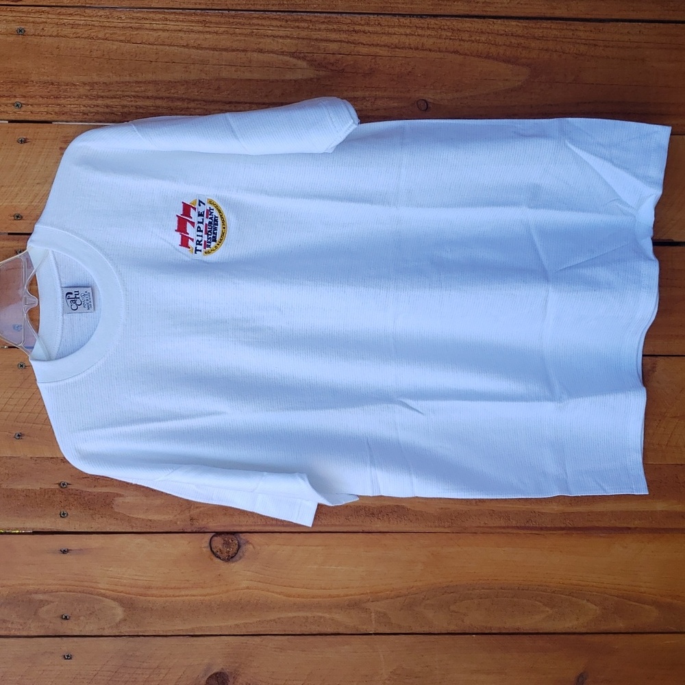 Triple 7 Restaurant Brewery Embroidered White Crew Neck Short Sleeve Shirt Large